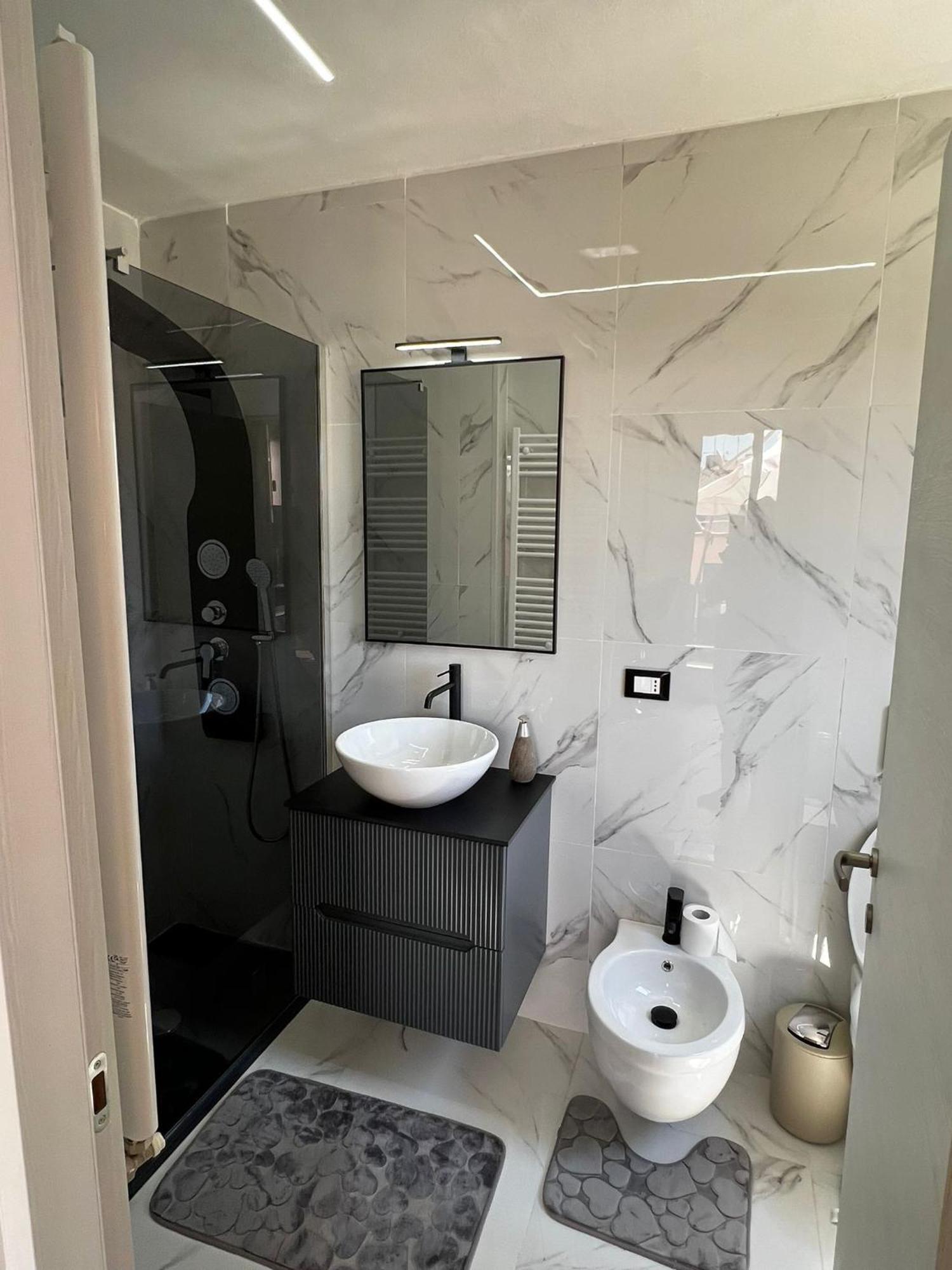 La Nuova Casa Aparthotel Ravenna Bagian luar foto