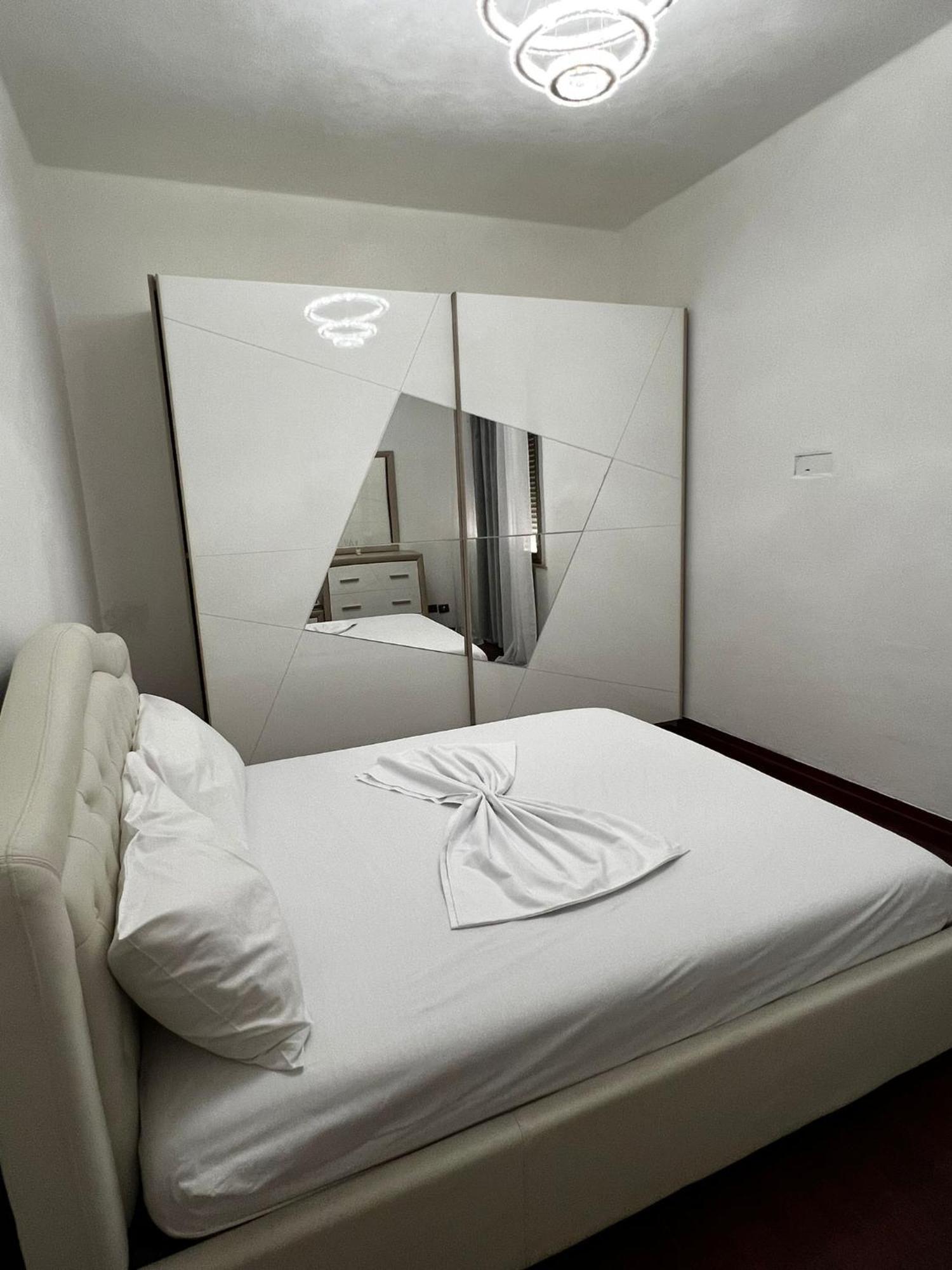 La Nuova Casa Aparthotel Ravenna Bagian luar foto